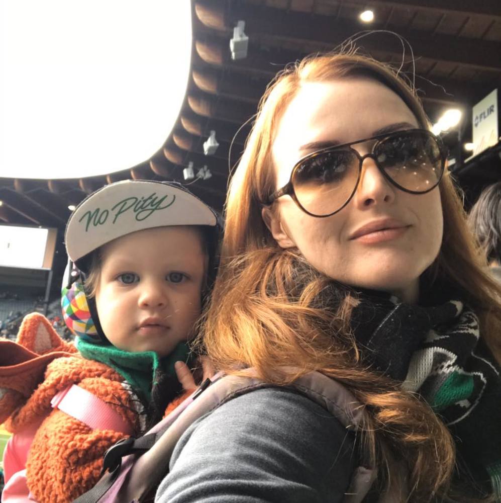 Meet your Posher, Ally